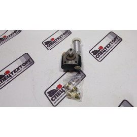 Топливный насос ручной подкачки ISUZU 4BG1 8971237060