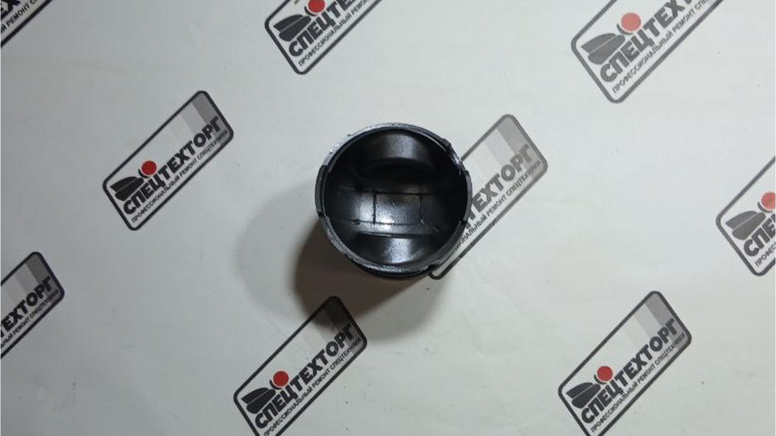 Поршень Yuchai YC6108G 330-1004015E Поршень Yuchai YC6108G 330-1004015E