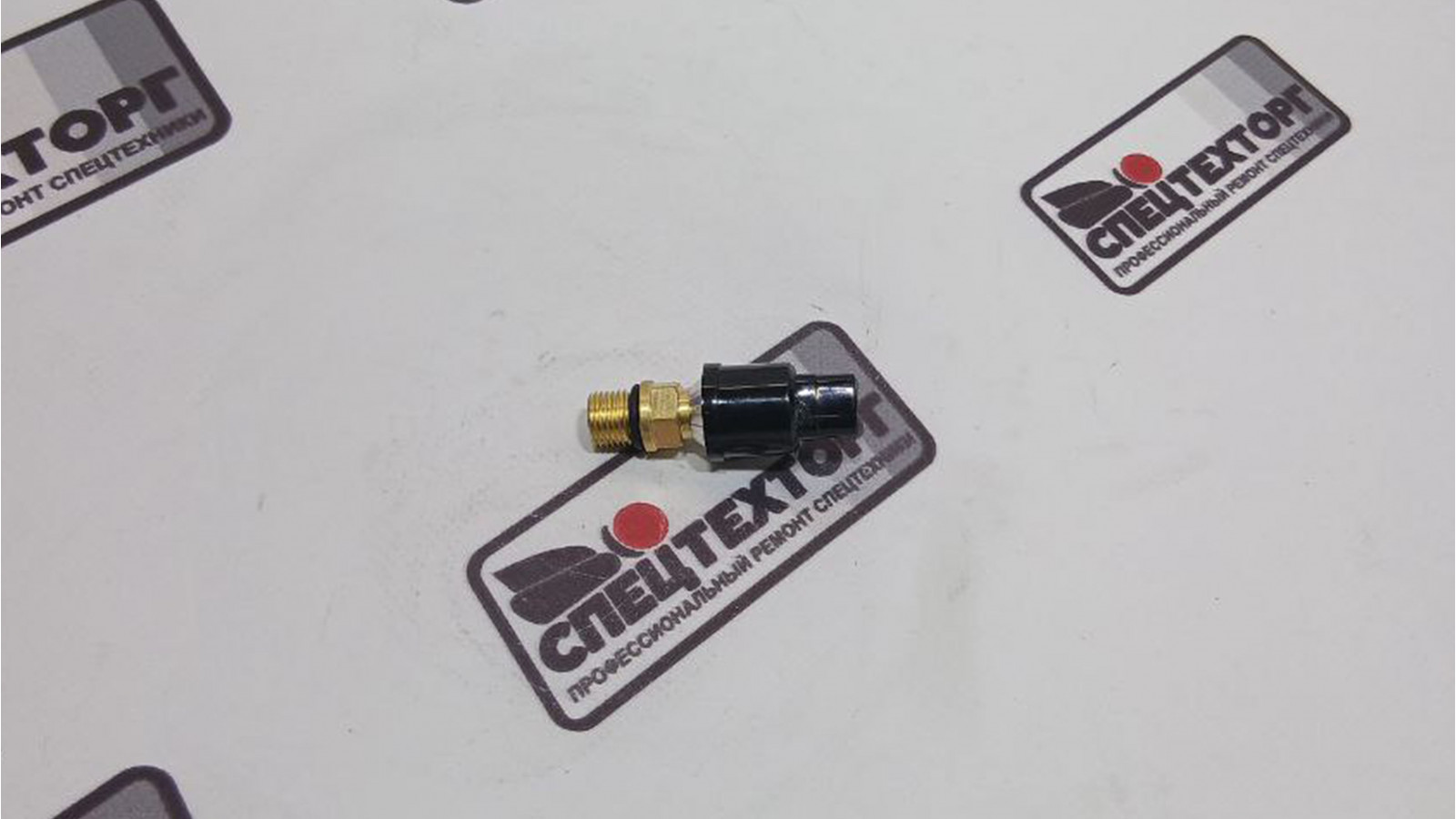 Датчик давления Hyundai R210W-9 R210W9MH R210W9S 31E5-40540 Датчик давления Hyundai R210W-9 R210W9MH R210W9S 31E5-40540