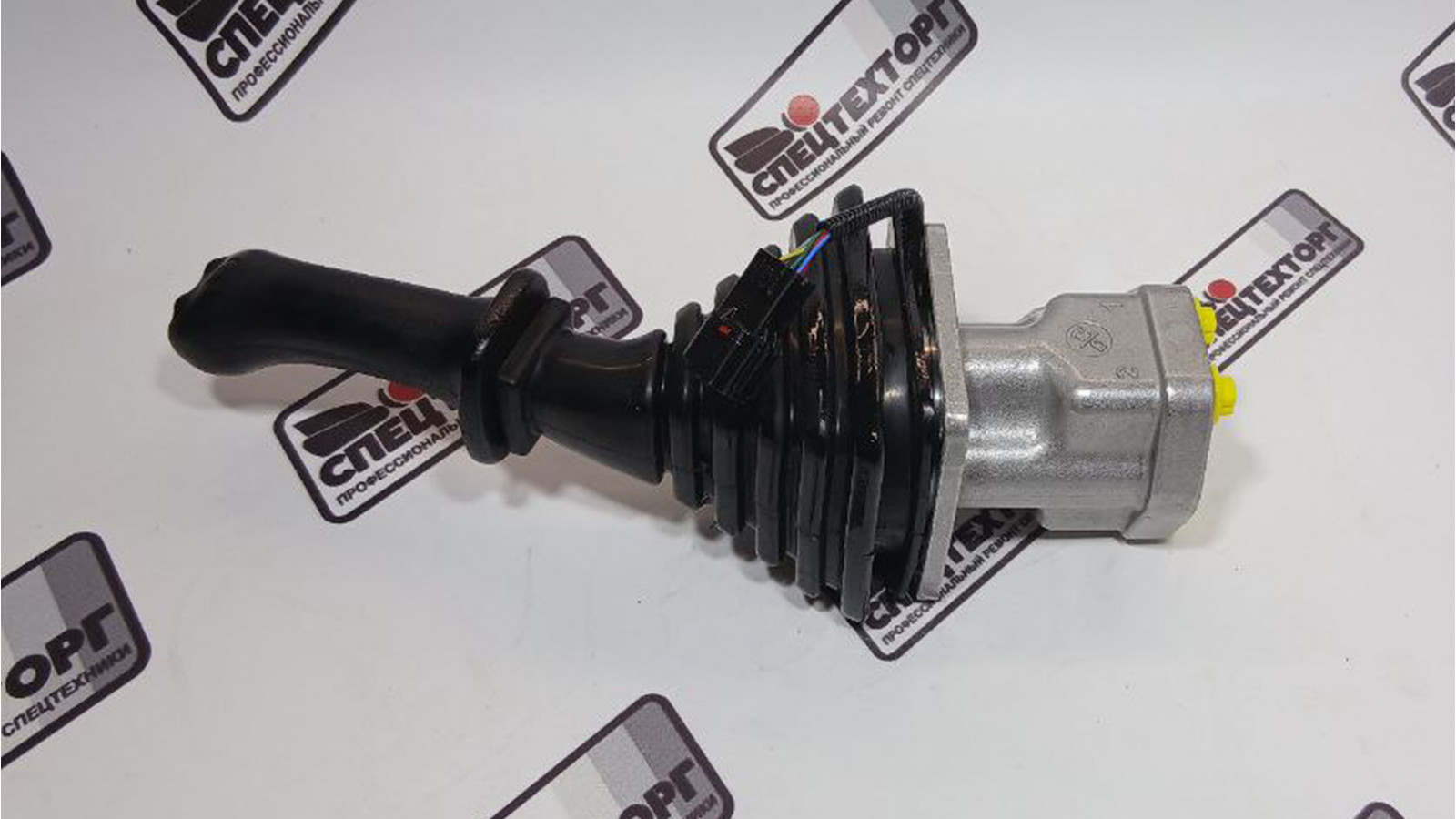 Джойстик левый Hyundai R300LC-9S R300LC-9SH R320LC-9 R330LC-9S R380LC-9SH 31Q8-20030 Джойстик левый Hyundai R300LC-9S R300LC-9SH R320LC-9 R330LC-9S R380LC-9SH 31Q8-20030